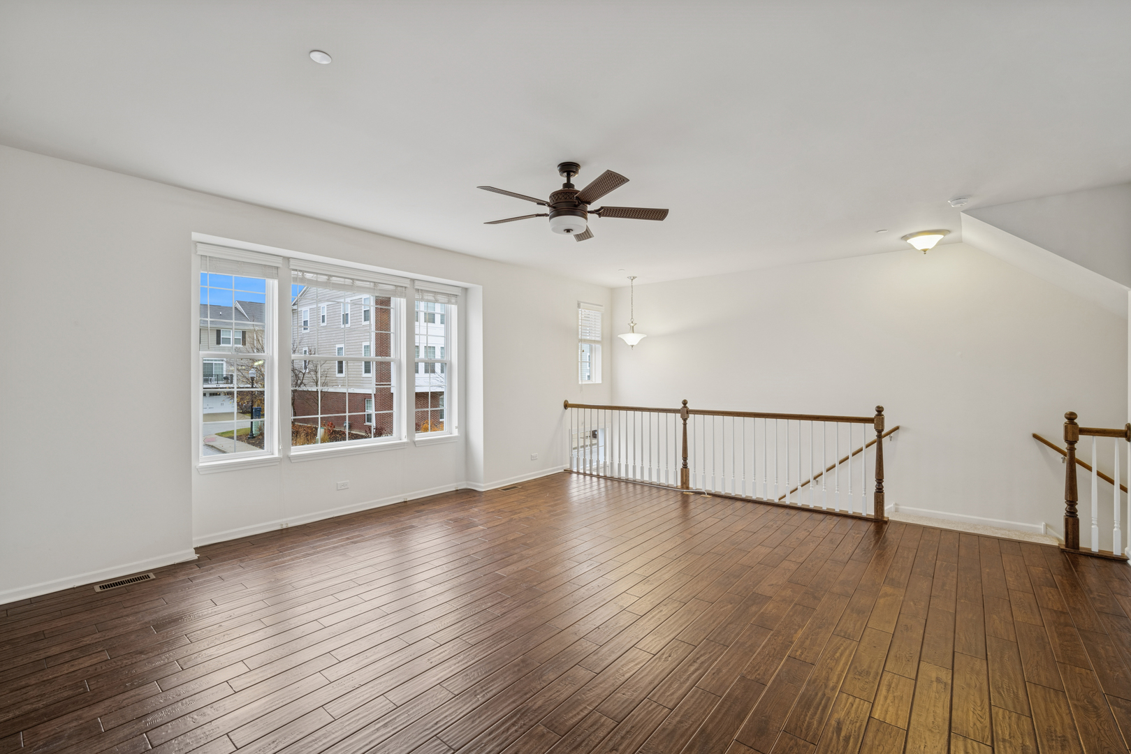 70 Marcel Lane Schaumburg, IL 60194 - Photo 8 of 20