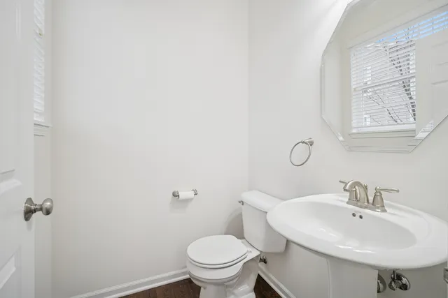 $3,100 | 70 Marcel Lane, Schaumburg, IL 60194