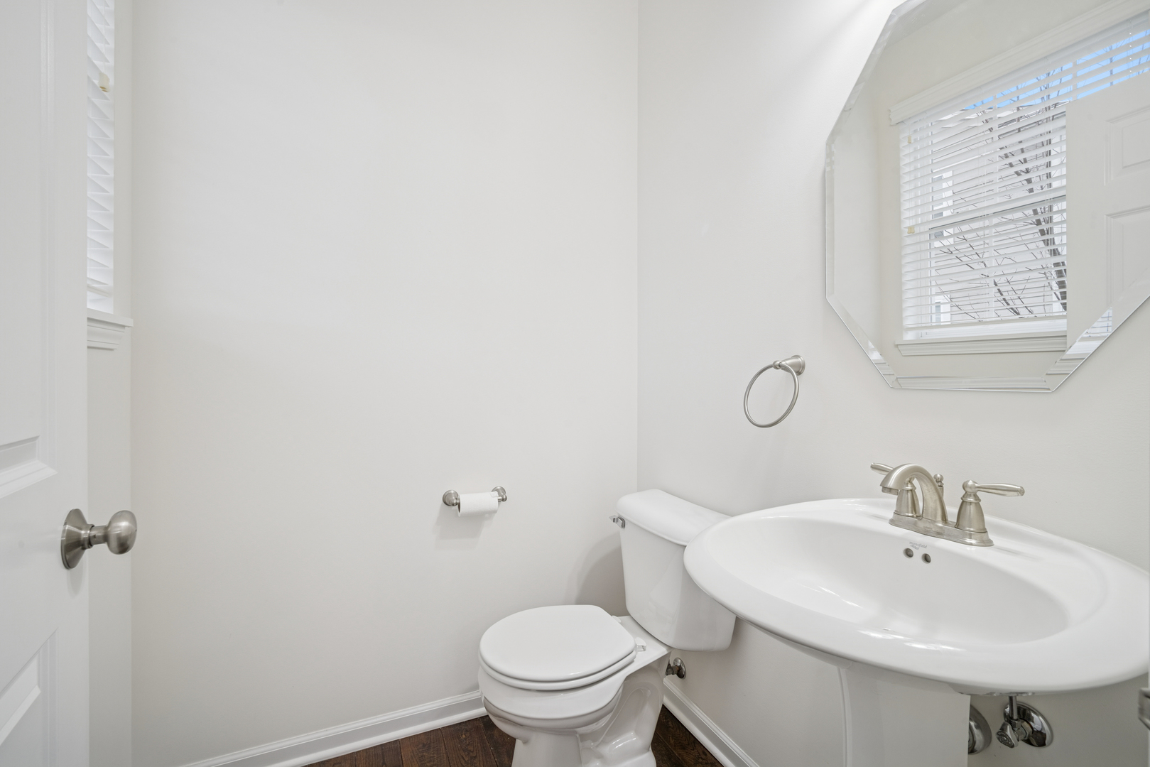 70 Marcel Lane Schaumburg, IL 60194 - Photo 9 of 20