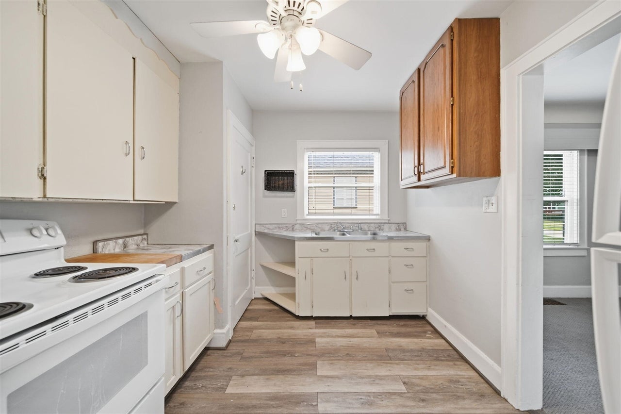 239 Cottage Street Spring Arbor, MI 49283 - Photo 11 of 35 Gallery Image 11
