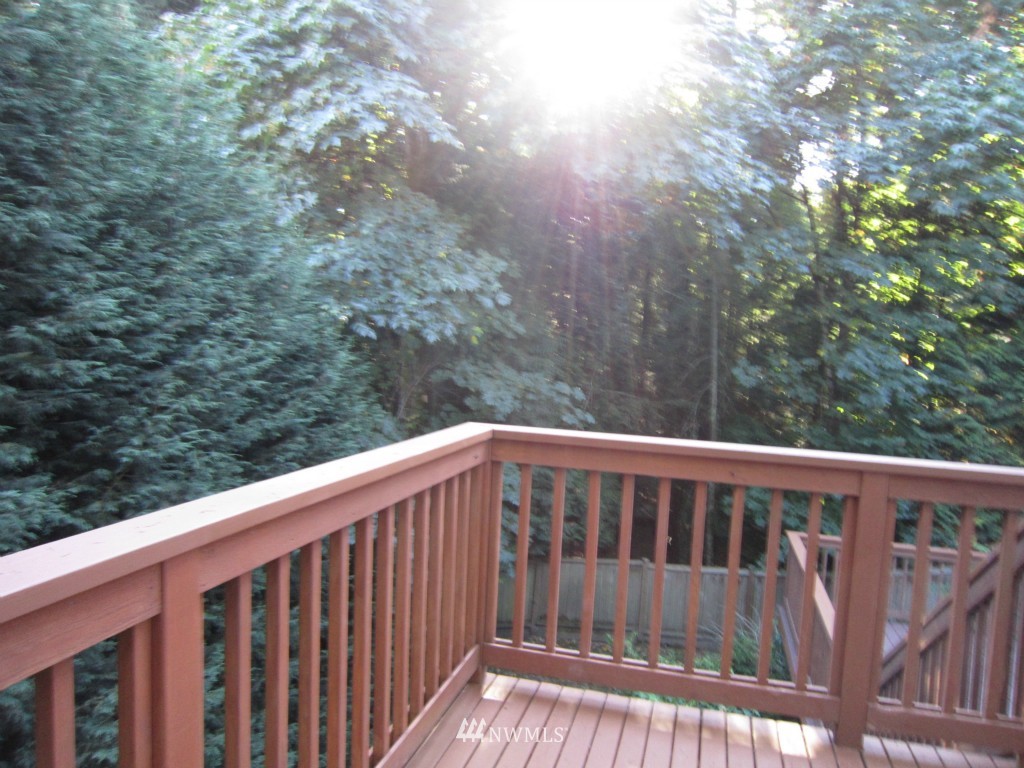 12911 Northeast 182nd Place Bothell, WA 98011 - Photo 7 of 16 Gallery Image 7