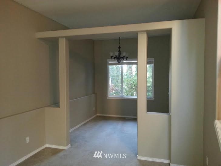 12911 Northeast 182nd Place Bothell, WA 98011 - Photo 8 of 16 Gallery Image 8