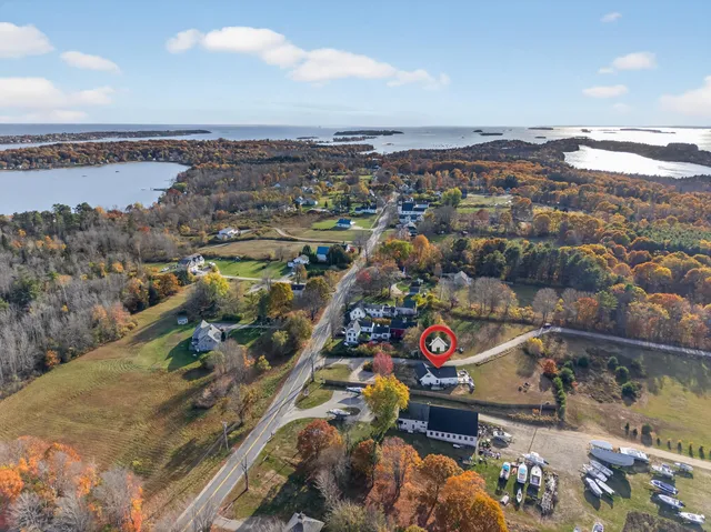 $530,000 | 1450 Harpswell Neck Road, Harpswell, ME 04079