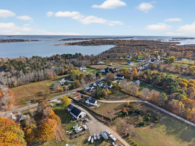 $530,000 | 1450 Harpswell Neck Road, Harpswell, ME 04079