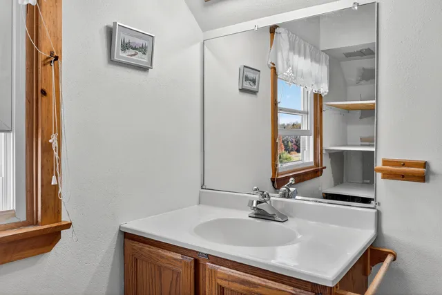 $530,000 | 1450 Harpswell Neck Road, Harpswell, ME 04079