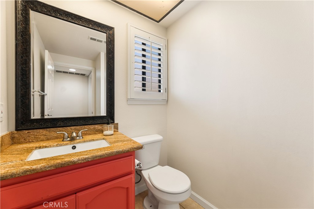 12065 Shadow Glen Lane Porter Ranch, CA 91326 - Photo 10 of 46 Powder Room