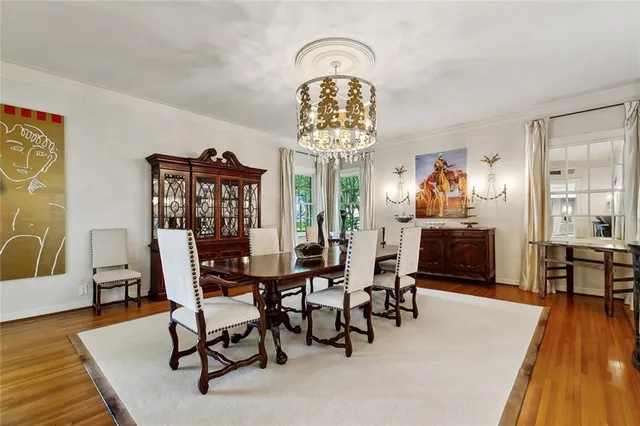 $2,200,000 | 105 Mulberry Drive, Metairie, LA 70005