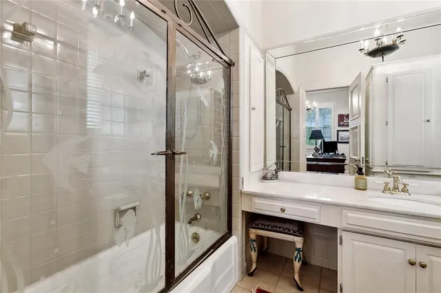 $2,200,000 | 105 Mulberry Drive, Metairie, LA 70005