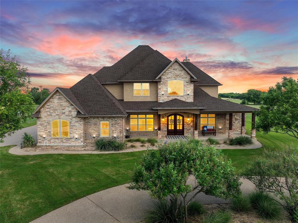 161 Rancho Lorena Drive Lorena, TX 76655 - Photo 1 of 38