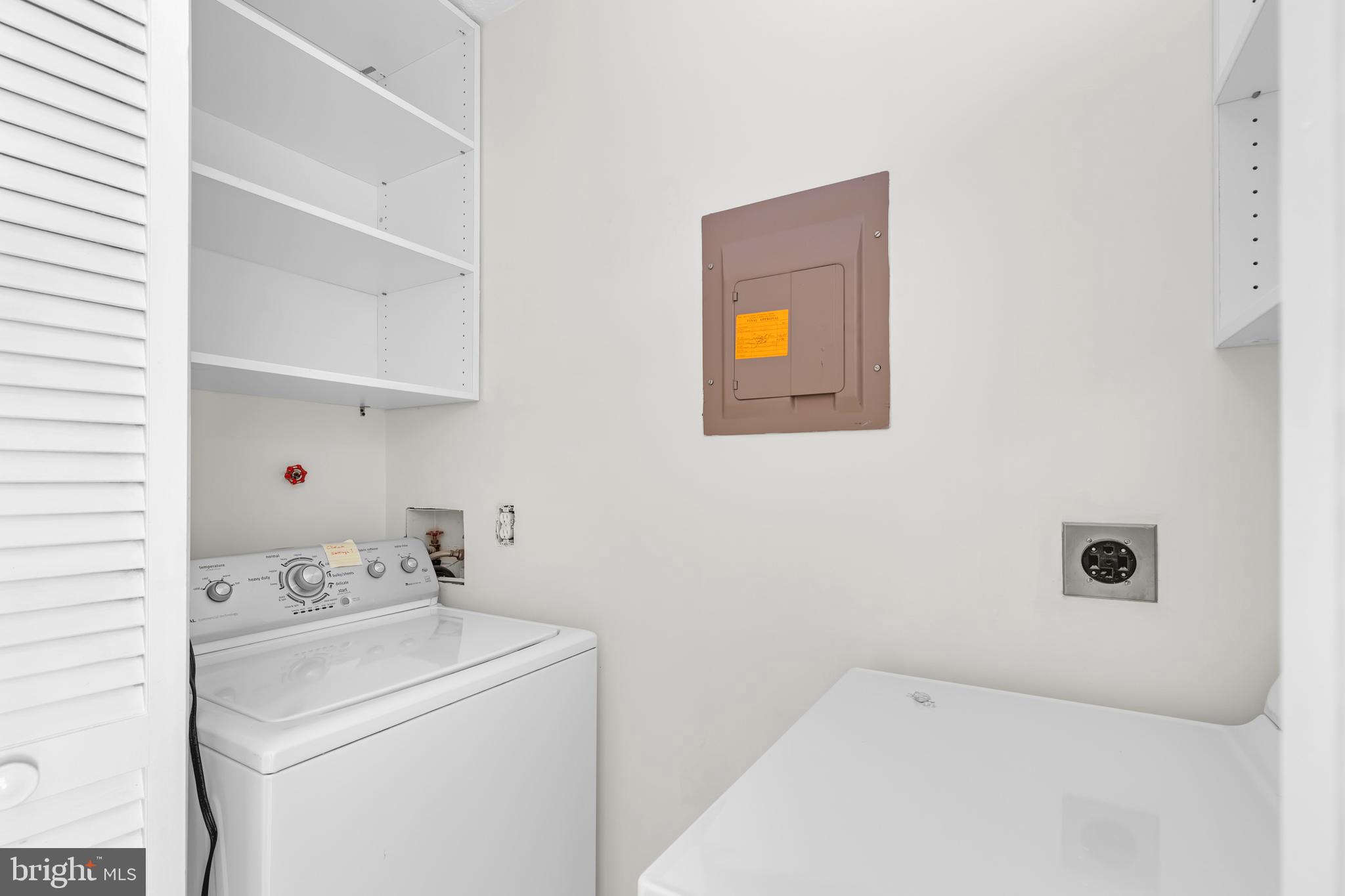 2273 Hunter's Run Drive Reston, VA 20191 - Photo 21 of 34