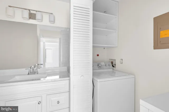 $394,900 | 2273 Hunter's Run Drive, Reston, VA 20191