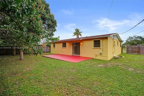 $515,000 | 1300 Northeast 215th Street, Miami, FL 33179