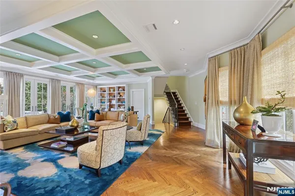 a view of entryway with a front door