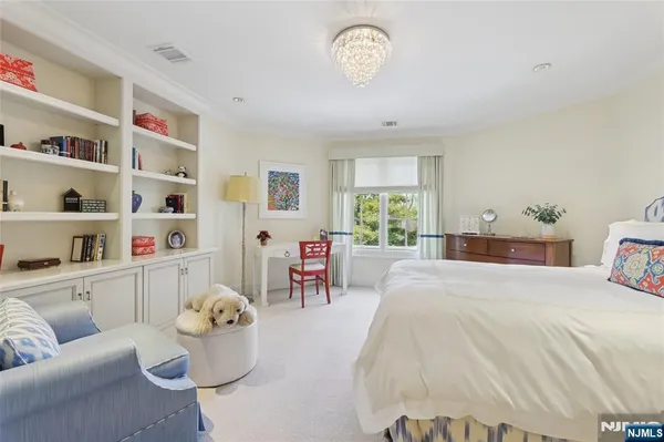 $4,198,000 | 66 Hoover Drive, Cresskill, NJ 07626