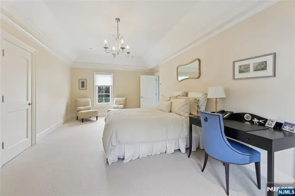 $4,198,000 | 66 Hoover Drive, Cresskill, NJ 07626