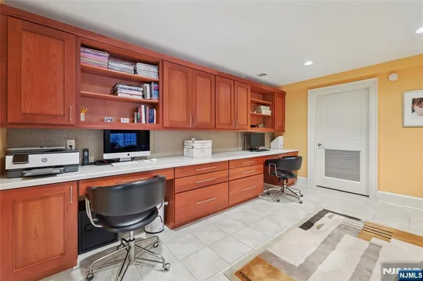 $4,198,000 | 66 Hoover Drive, Cresskill, NJ 07626