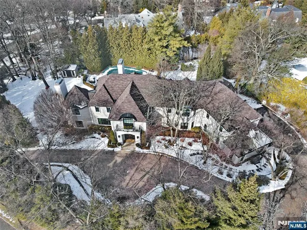 $4,198,000 | 66 Hoover Drive, Cresskill, NJ 07626