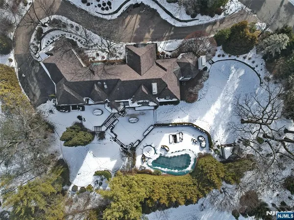 $4,198,000 | 66 Hoover Drive, Cresskill, NJ 07626