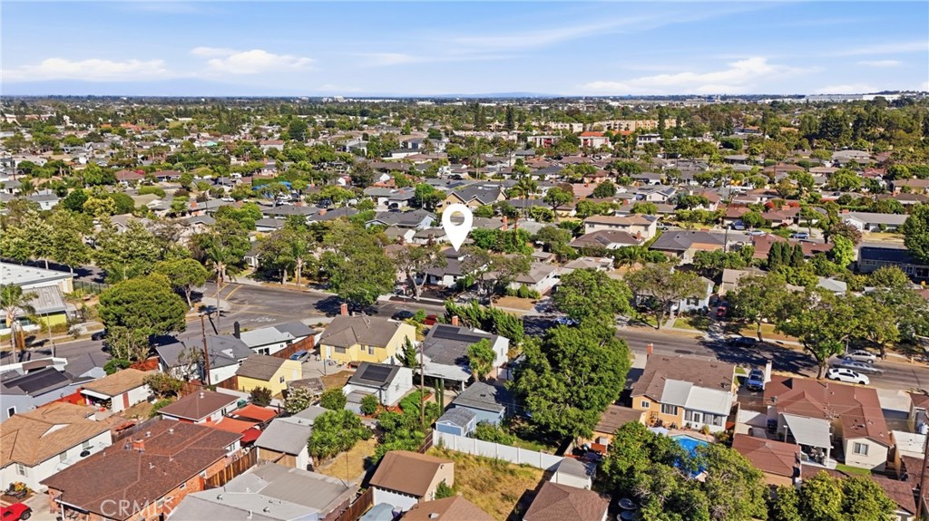 1098 East Ridgewood Street Long Beach, CA 90807 - Photo 7 of 42