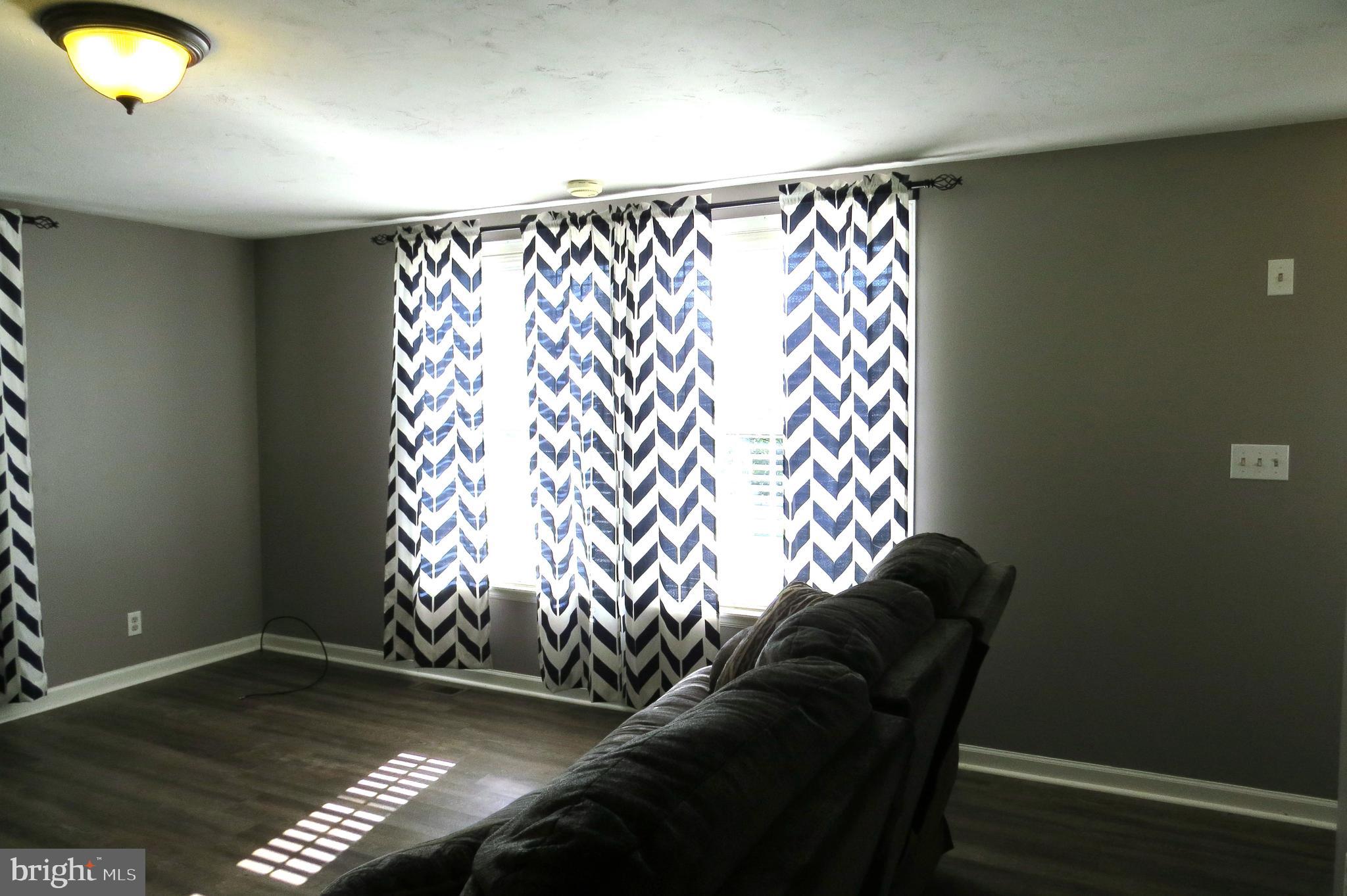 5688 Pigeon Hill Road Spring Grove, PA 17362 - Photo 4 of 45
