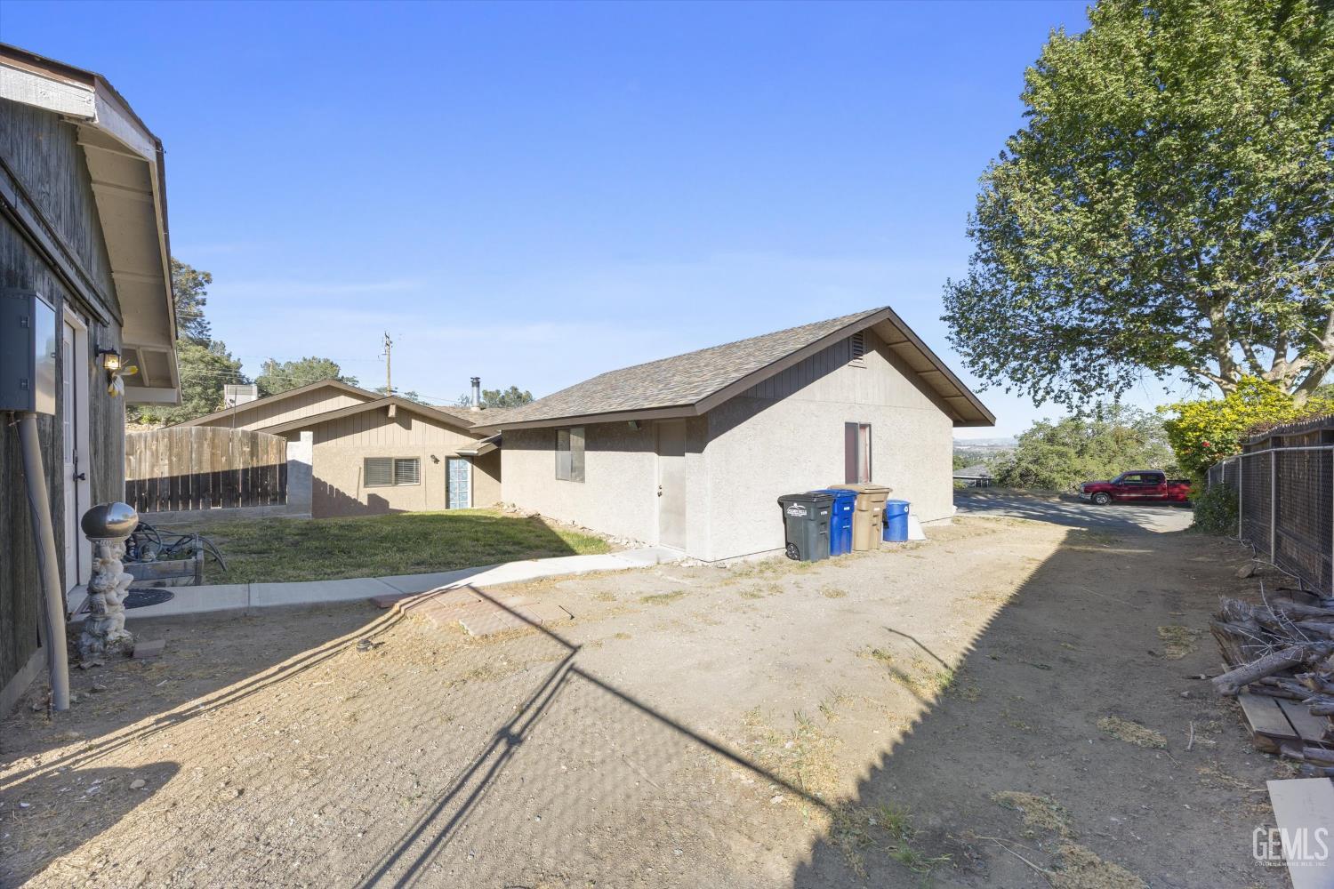 Undisclosed Address Tehachapi, CA 93561 - Photo 50 of 70