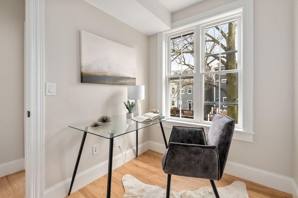 21 Linden Street Boston, MA 02127 - Photo 15 of 32