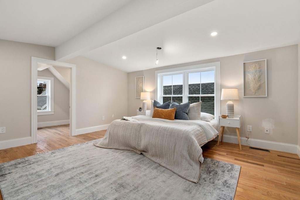 21 Linden Street Boston, MA 02127 - Photo 17 of 32