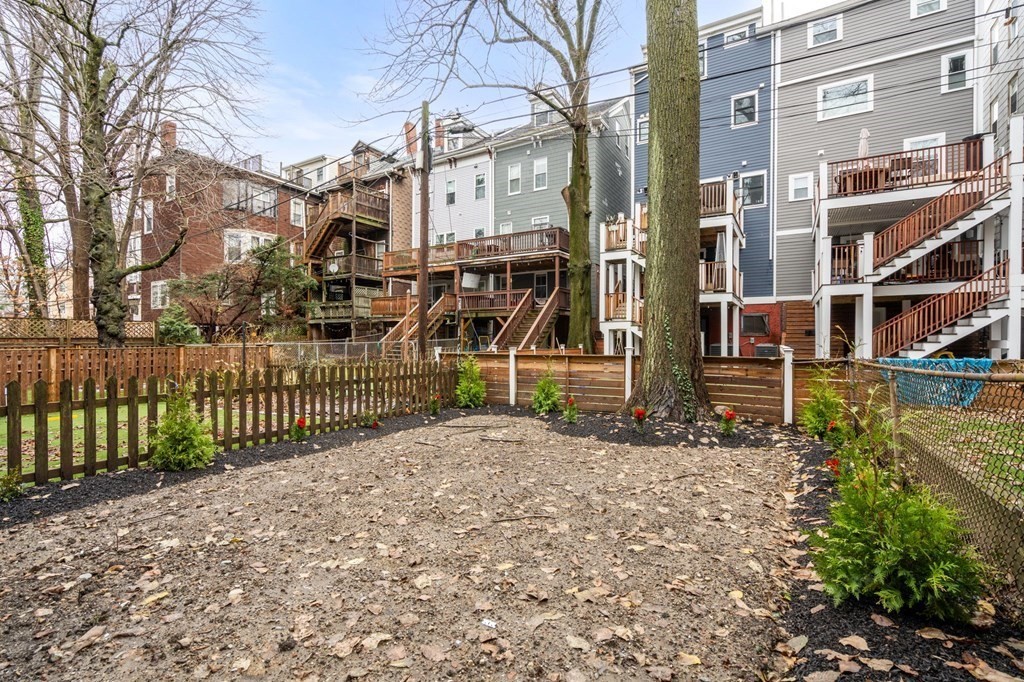 21 Linden Street Boston, MA 02127 - Photo 23 of 32