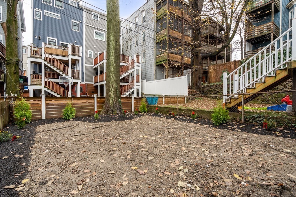 21 Linden Street Boston, MA 02127 - Photo 24 of 32