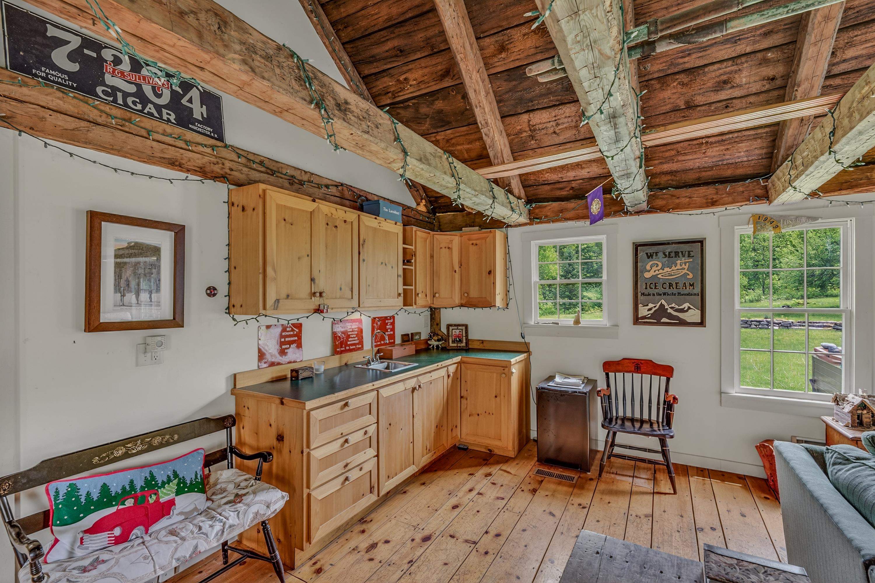 369 Reel Brook Road Easton, NH 03580 - Photo 9 of 47