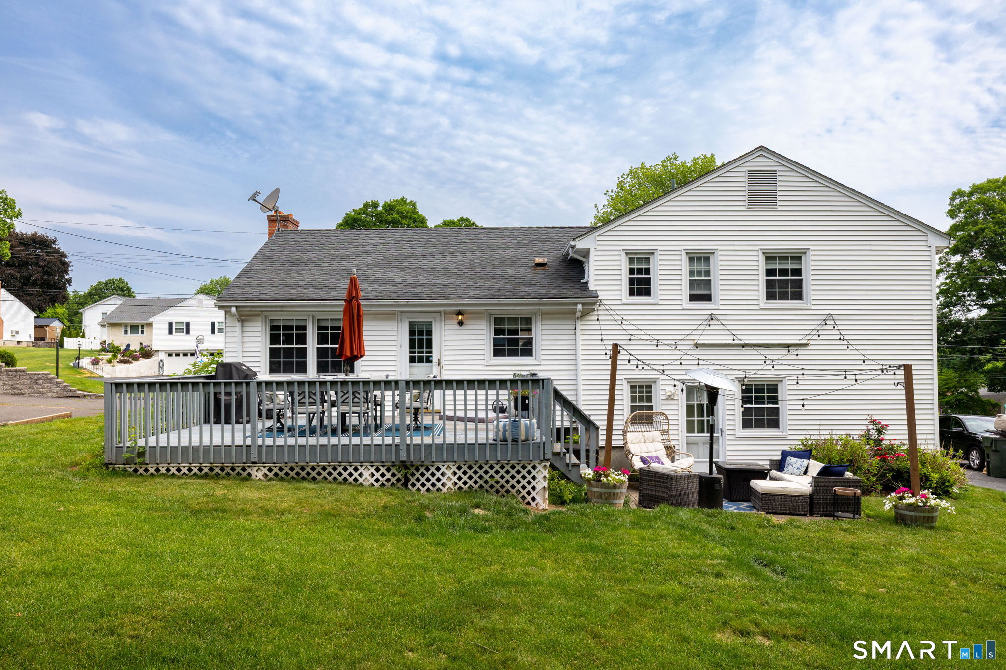 249 Dale Road Wethersfield, CT 06109 - Photo 3 of 36