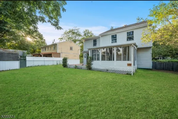 $599,999 | 136 Haroldson Place, Pompton Lakes, NJ 07442