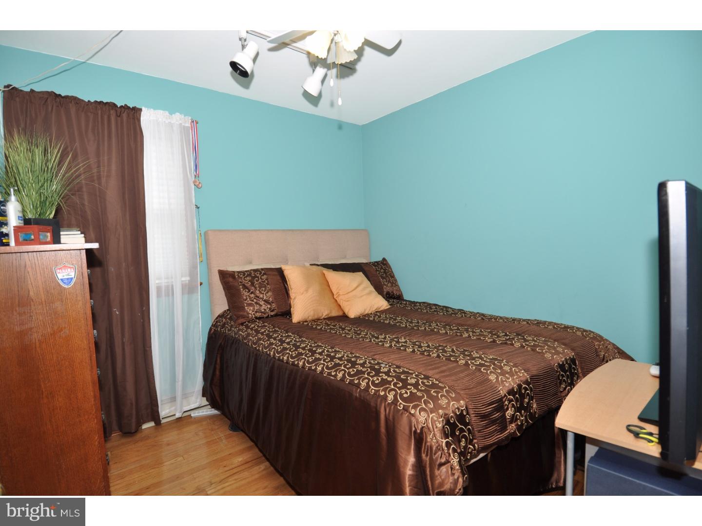 28426 School House Road Columbus, NJ 08022 - Photo 14 of 24 Bedroom 2