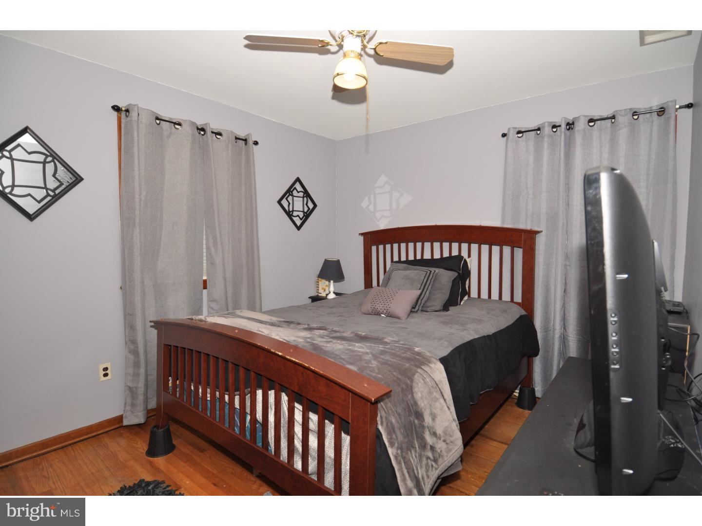 28426 School House Road Columbus, NJ 08022 - Photo 16 of 24 Bedroom 4