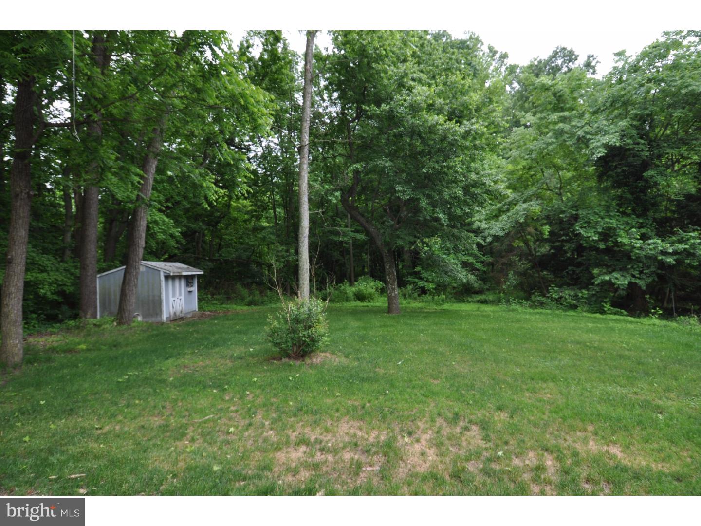 28426 School House Road Columbus, NJ 08022 - Photo 23 of 24 View in Back