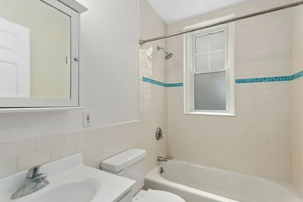 $3,100 | 268 Windsor Street, Unit 4, Cambridge, MA 02139