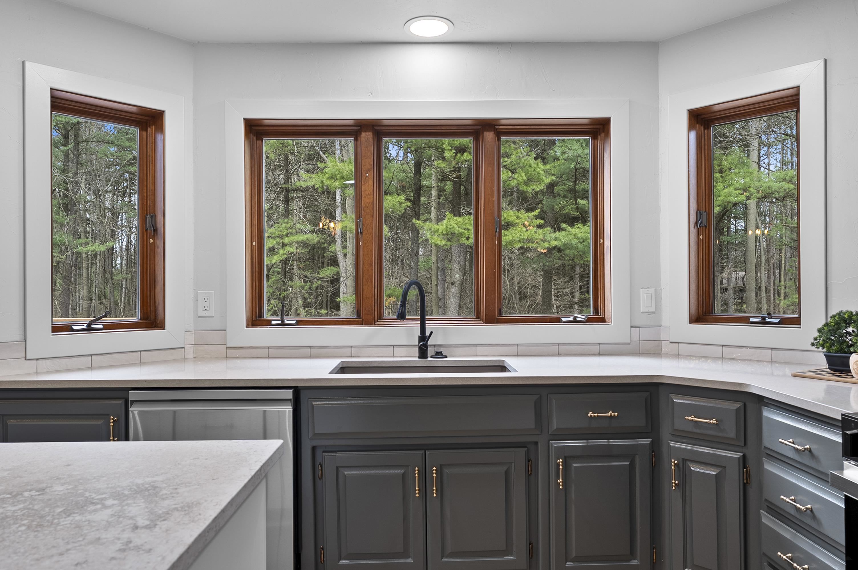 3030 Big Timber Circle Green Bay, WI 54313 - Photo 27 of 60