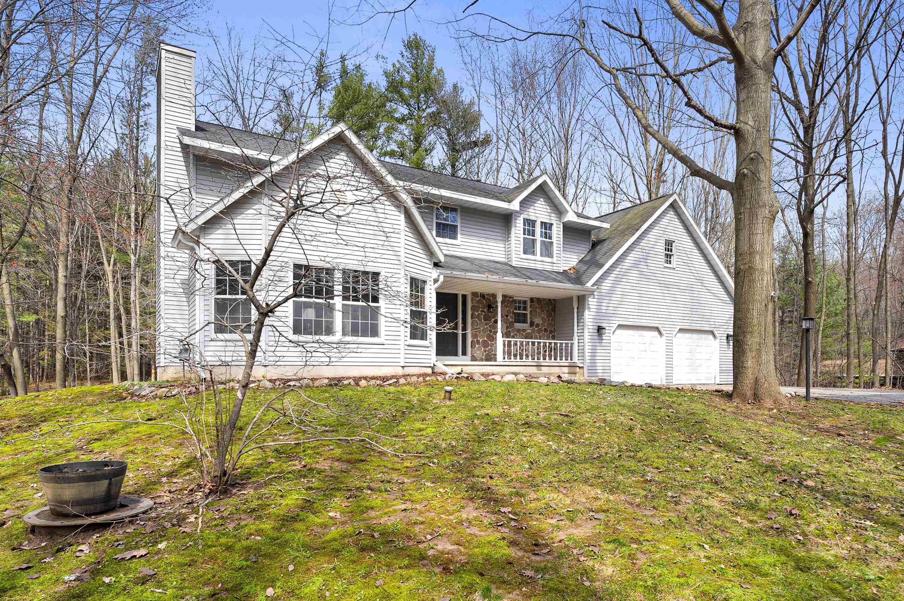 3030 Big Timber Circle Green Bay, WI 54313 - Photo 3 of 60