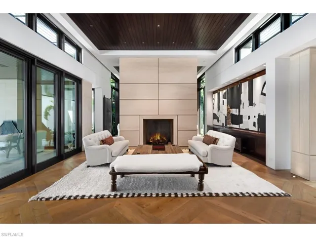 $21,500,000 | 3065 Fort Charles Drive, Naples, FL 34102