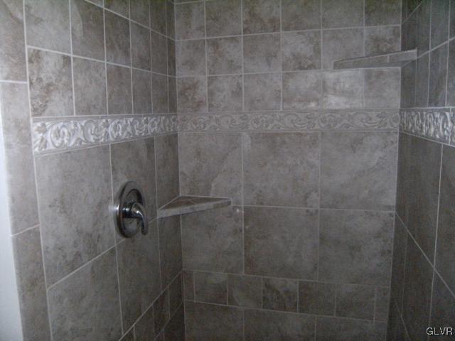 6671 Powder Valley Road Zionsville, PA 18092 - Photo 20 of 23 Gallery Image 20