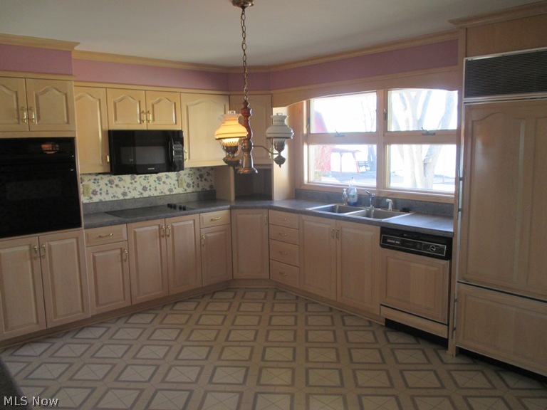 205 Cedar Point Road Sandusky, OH 44870 - Photo 14 of 18