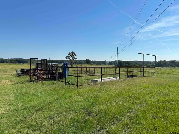 $470,000 | 7860 Highway 204, Rusk, TX 75785