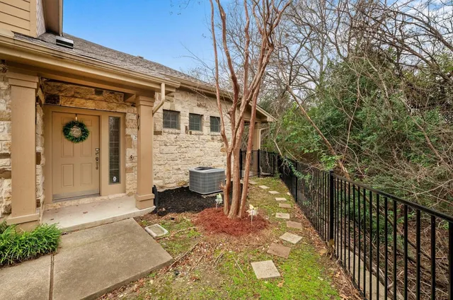 $390,000 | 1310 West Parmer Lane, Unit 2903, Austin, TX 78727