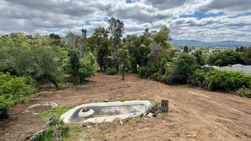 1737 Grove Road El Cajon, CA 92020 - Photo 33 of 46