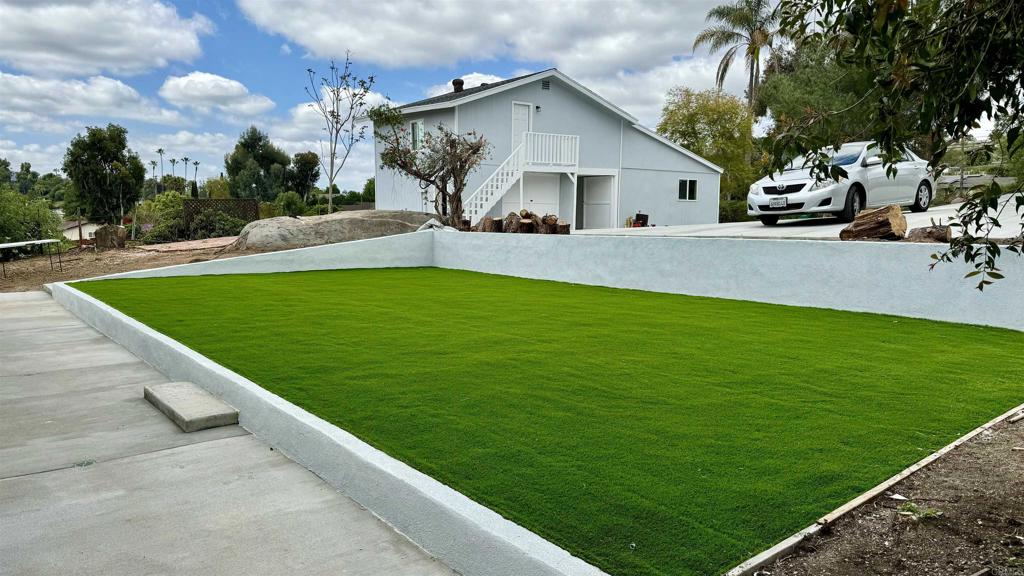 1737 Grove Road El Cajon, CA 92020 - Photo 4 of 46