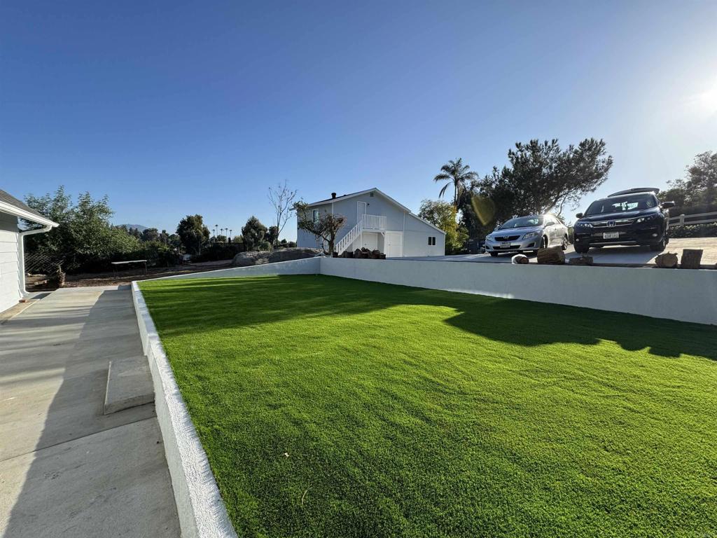 1737 Grove Road El Cajon, CA 92020 - Photo 5 of 46