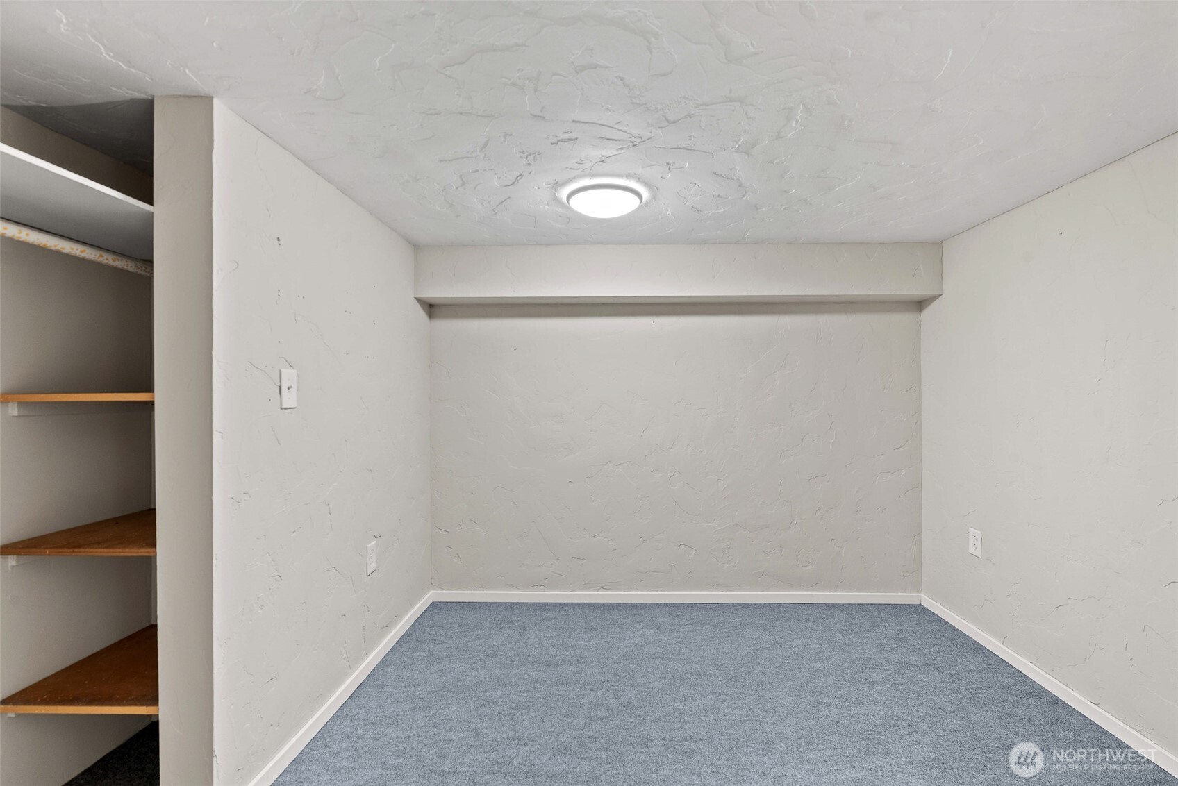 203 Fuller Street Wenatchee, WA 98801 - Photo 20 of 29 a view of an empty room