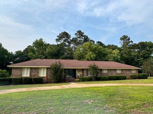 1682 Heritage Drive Manning, SC 29102 - Photo 3 of 35 IMG_8658