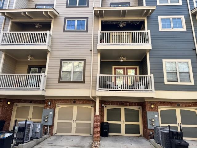 655 Mead Street Southeast, Unit 28 Atlanta, GA 30312 - Photo 5 of 42 a front view of a house with a door