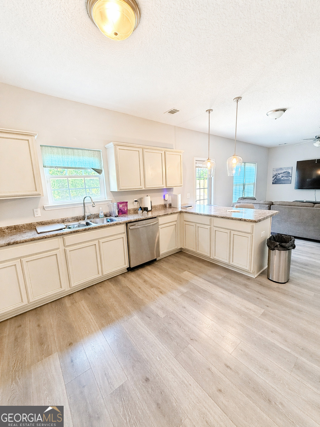 1343 Talmadge Road Allenhurst, GA 31301 - Photo 8 of 43